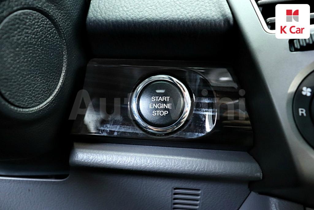 2016 SSANGYONG KORANDO TURISMO 4WD TX 9 SEATS - 14