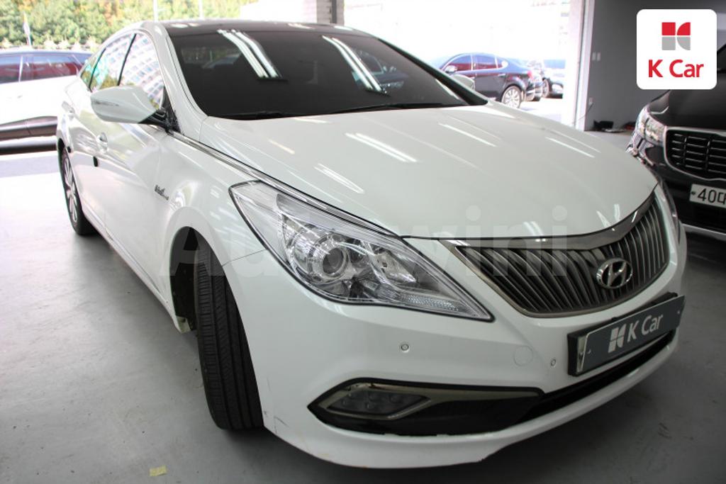 KMHFG413BGA028091 2016 HYUNDAI GRANDEUR HG AZERA PREMIUM-0