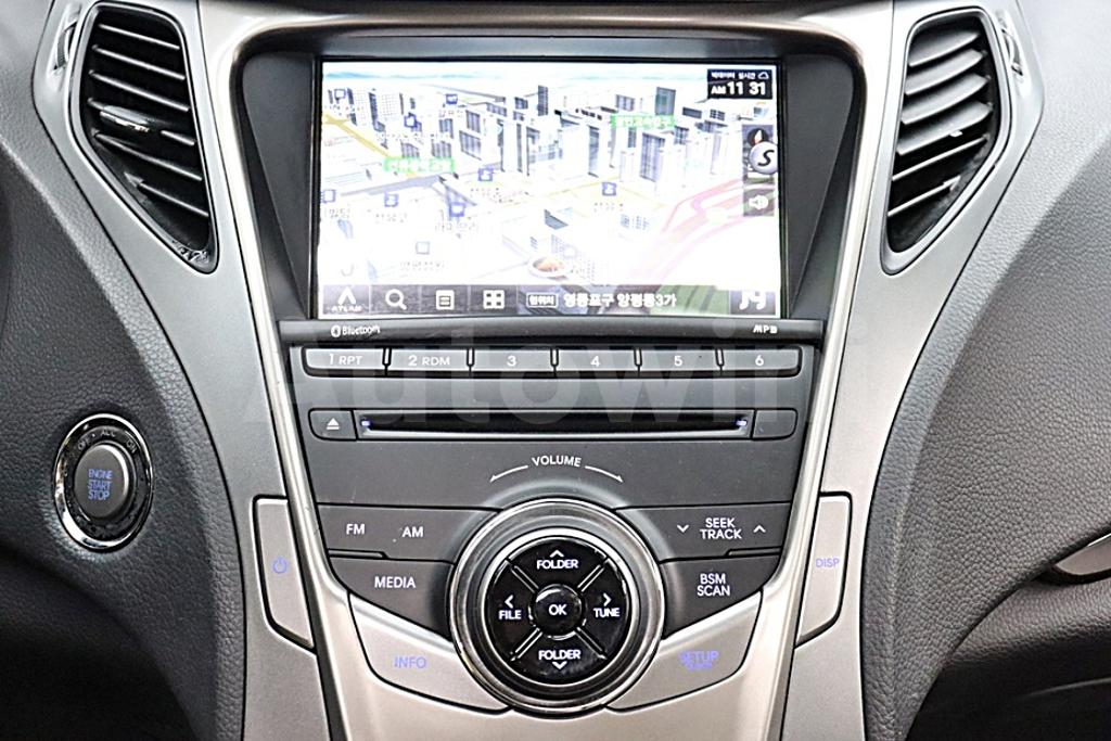 2014 HYUNDAI GRANDEUR HG AZERA PREMIUM - 26