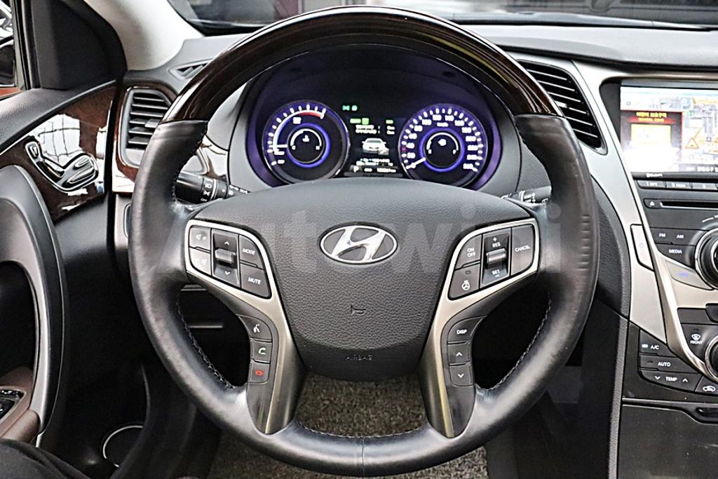 2014 HYUNDAI GRANDEUR HG AZERA PREMIUM - 30
