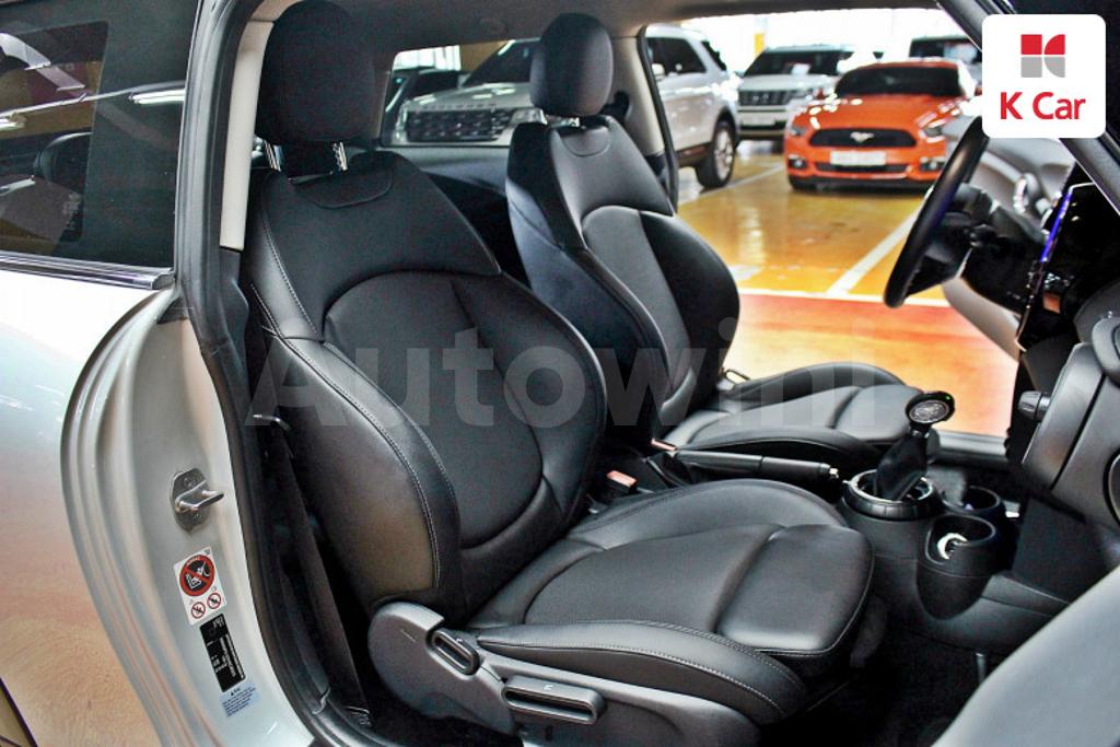 2017 MINI COOPER BASIC - 11
