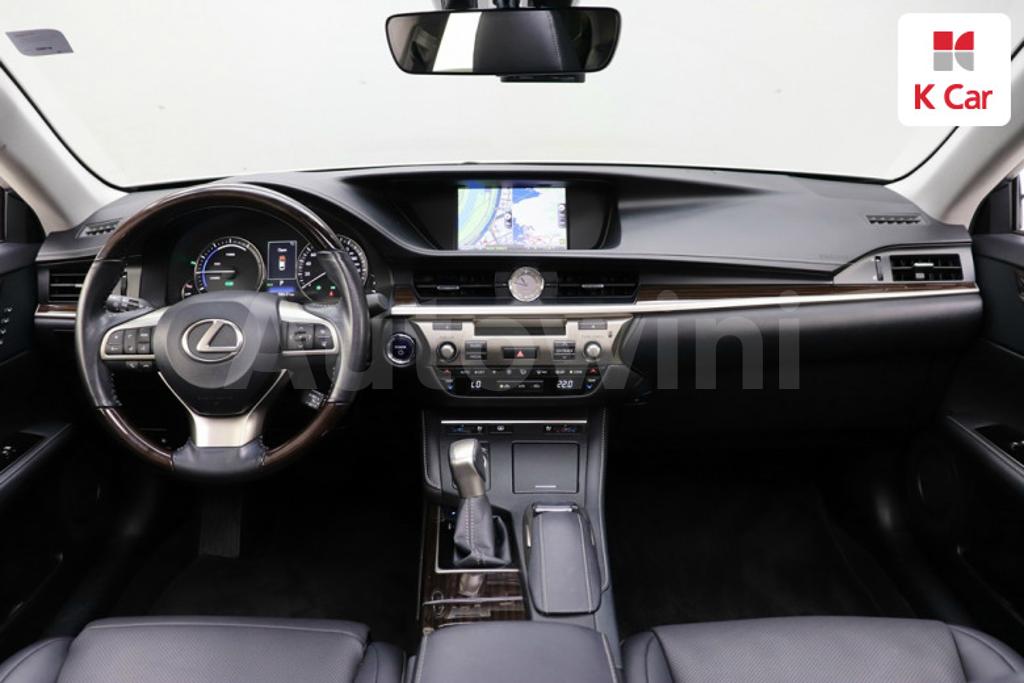 2016 LEXUS  ES 300H SUPRME - 14
