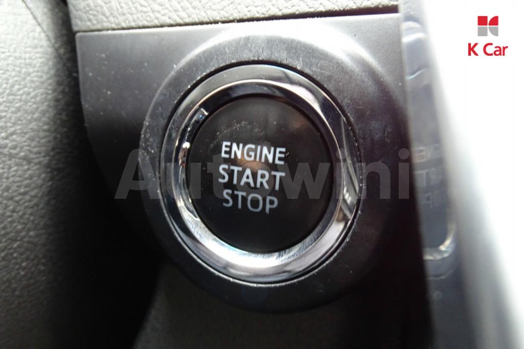 2016 TOYOTA  CAMRY 2.5 XLE - 11