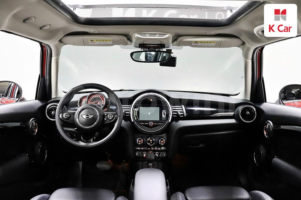 2016 MINI COOPER D HIGH - 8