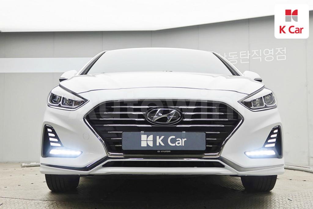 KMHE2413BKA084272 2019 HYUNDAI SONATA RISE HYBRID SMART-2