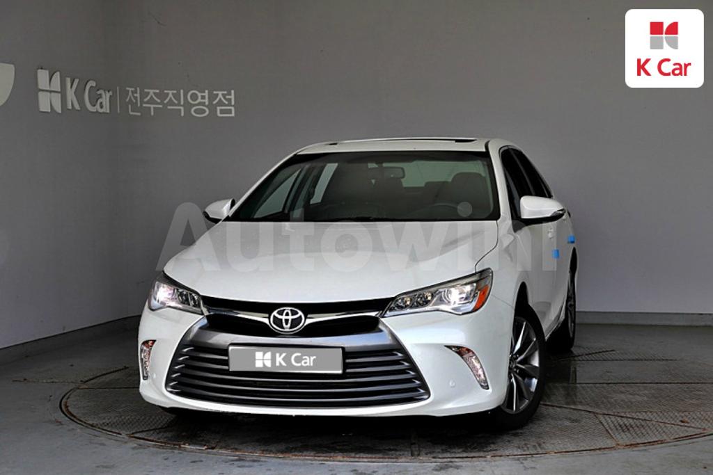 4T1BF1FK1GU565622 2016 TOYOTA  CAMRY 2.5 XLE-0