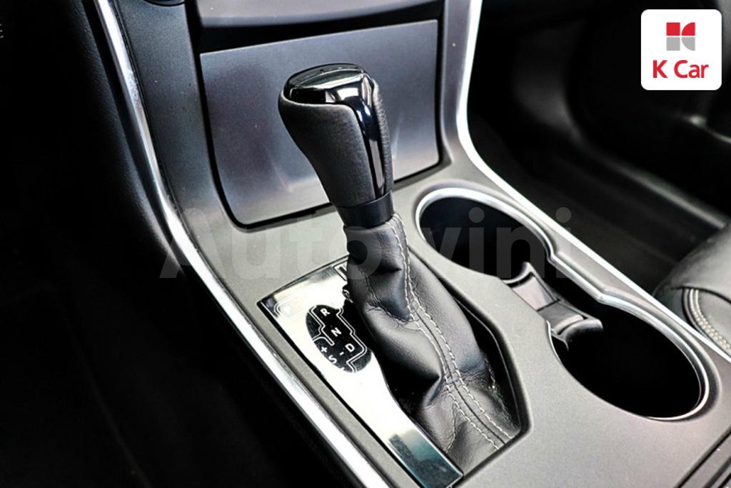 2016 TOYOTA  CAMRY 2.5 XLE - 7