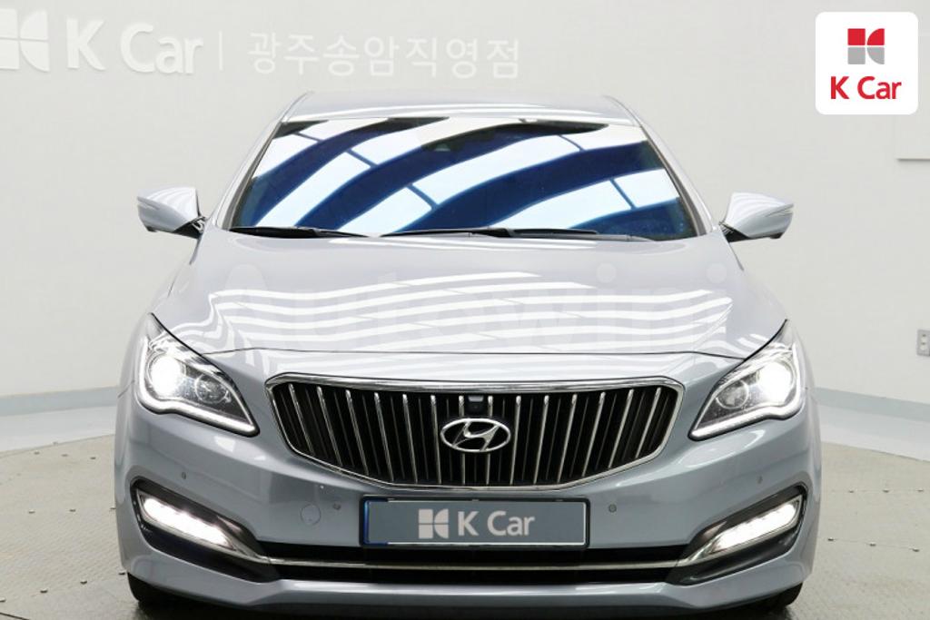 KMHFR412BFA002150 2015 HYUNDAI ASLAN G330 EXCLUSIVE-2
