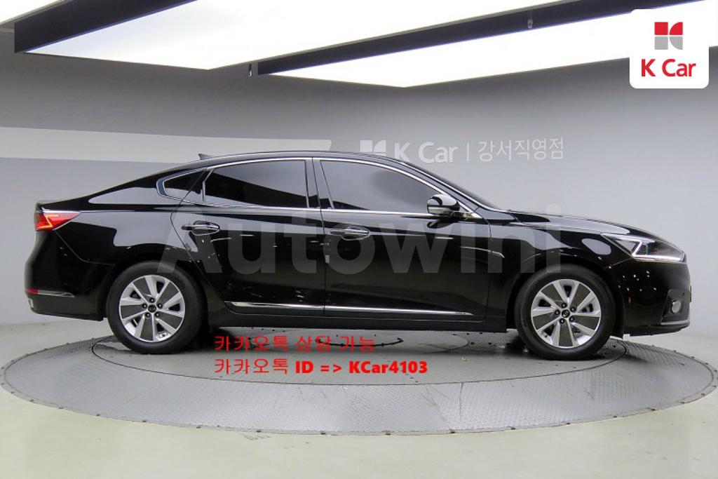 KNALA41GBHA002816 2017 KIA  K7 HYBRID CADENZA PRESTIGE-4