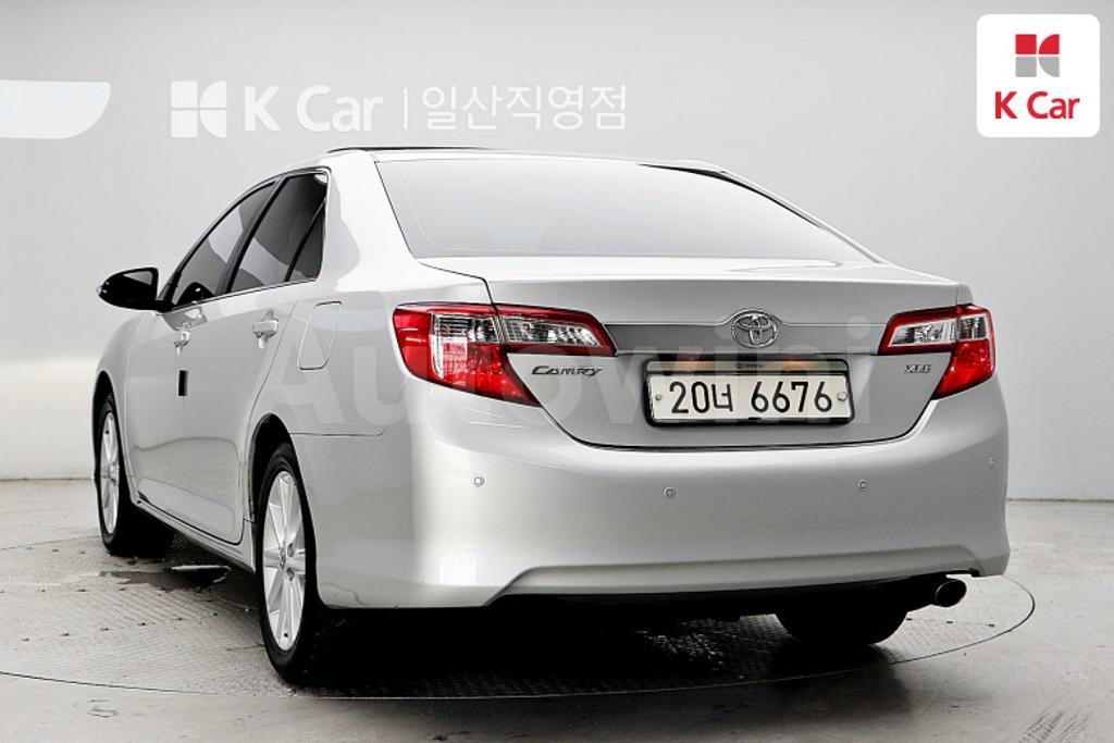 4T1BF1FK4CU606268 2012 TOYOTA  CAMRY 2.5 XLE-2