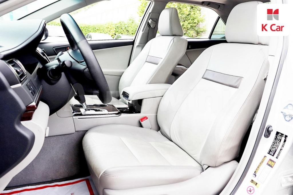 2012 TOYOTA  CAMRY 2.5 XLE - 15