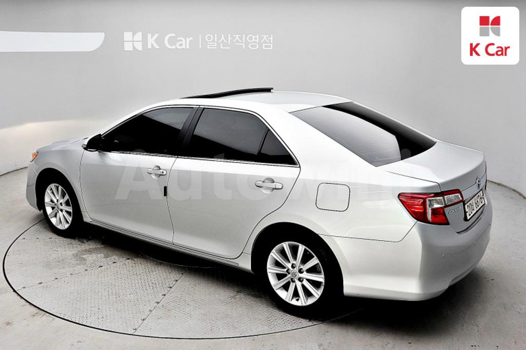 2012 TOYOTA  CAMRY 2.5 XLE - 20