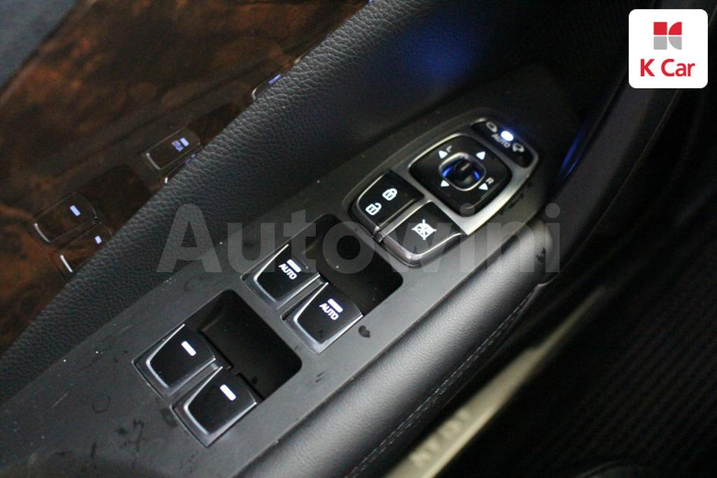 KMHFM411BFA000940 2015 HYUNDAI ASLAN G300 MORDERN-4