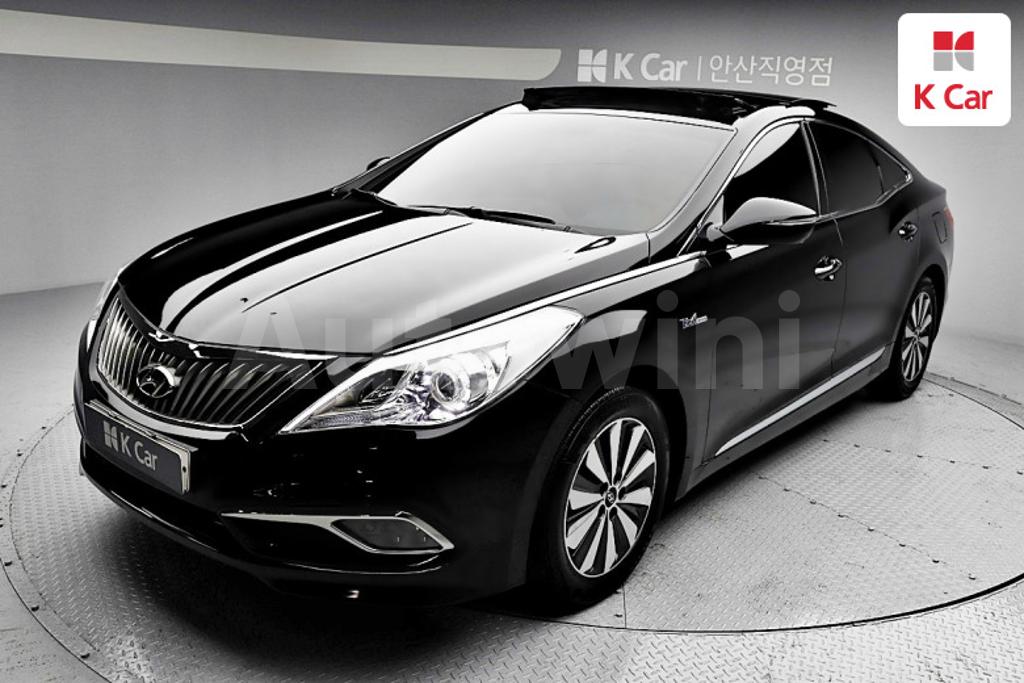 KMHFG413BGA024447 2016 HYUNDAI GRANDEUR HG AZERA PREMIUM-0