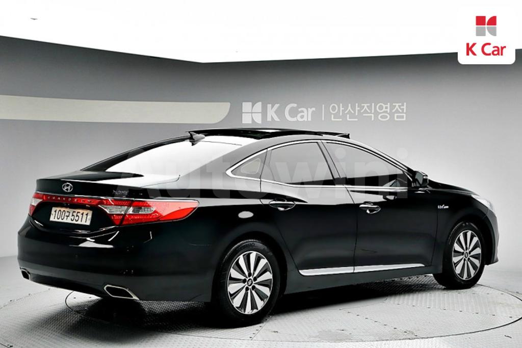 KMHFG413BGA024447 2016 HYUNDAI GRANDEUR HG AZERA PREMIUM-3