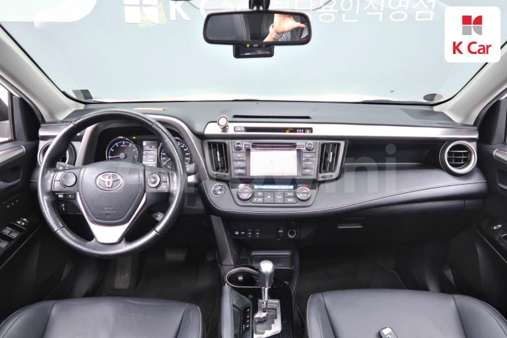 2017 TOYOTA RAV4 2.5 2WD - 9