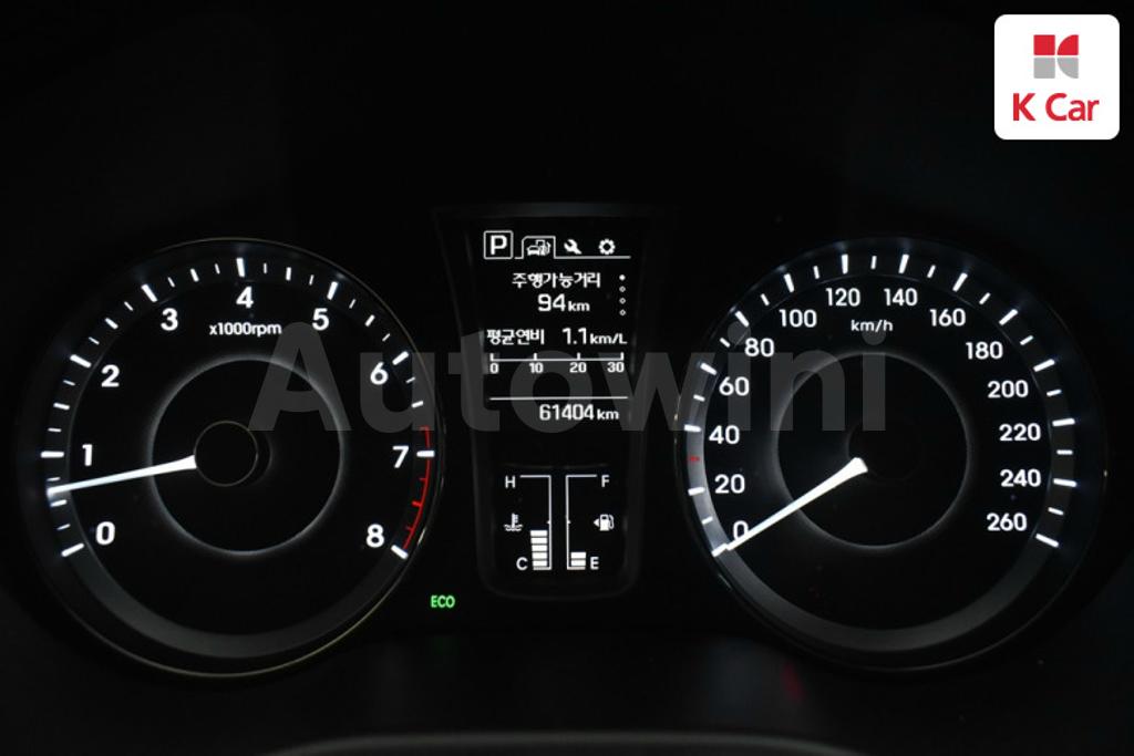 KMHFM411BGA009946 2016 HYUNDAI ASLAN G300 MORDERN SPECIAL-4