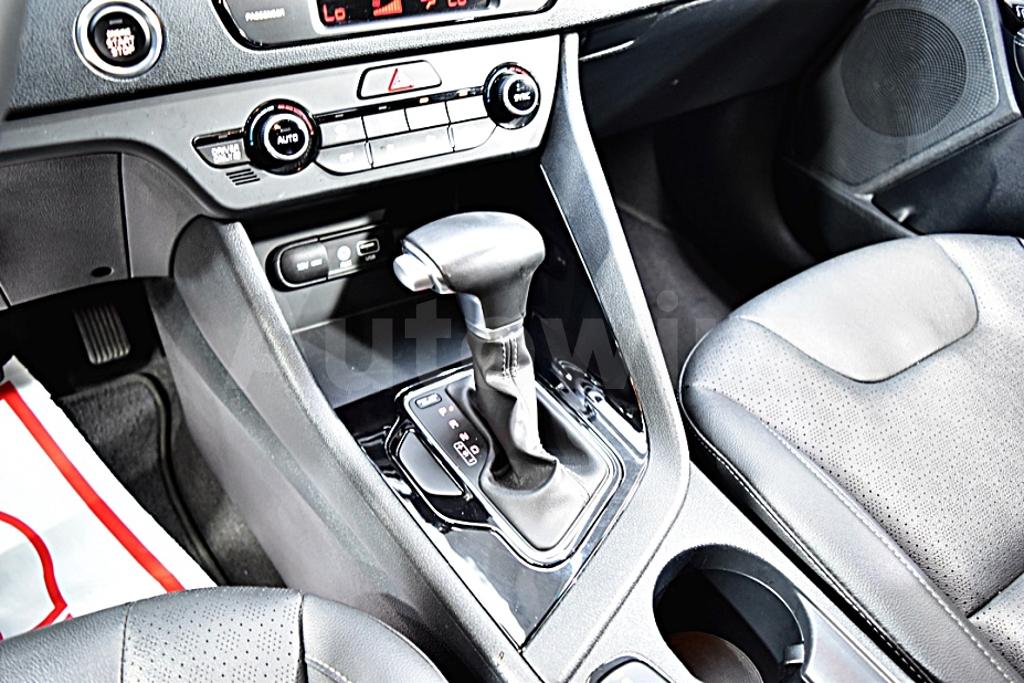 2018 KIA NIRO PRESTIGE - 21