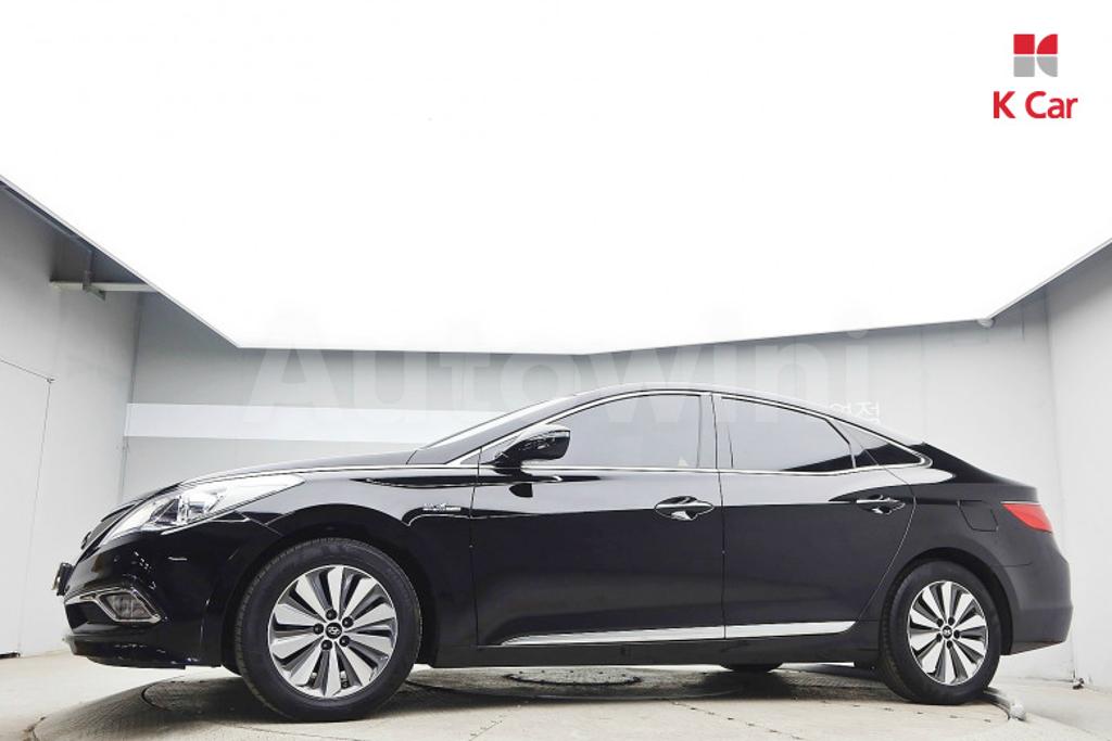 KMHFG413BHA030987 2017 HYUNDAI GRANDEUR HG AZERA PREMIUM-1