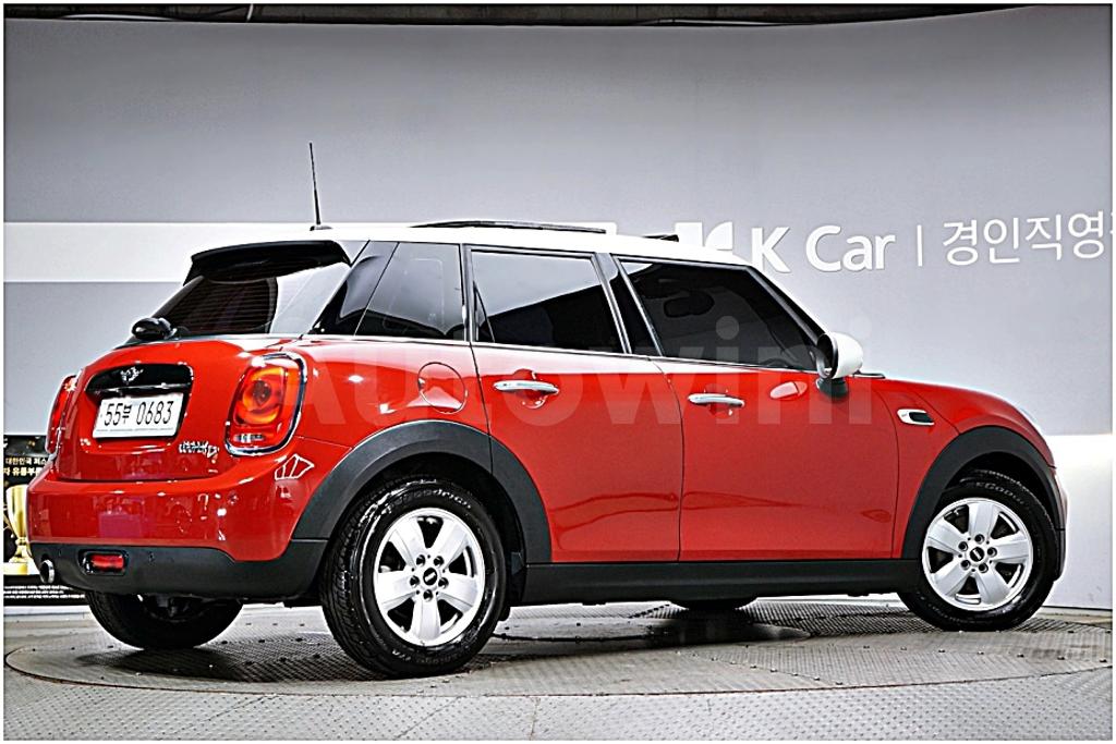 2016 MINI COOPER D MID - 31