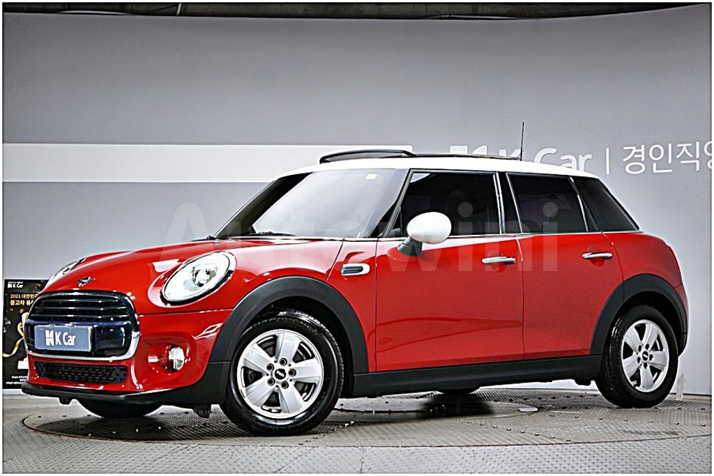 2016 MINI COOPER D MID - 32
