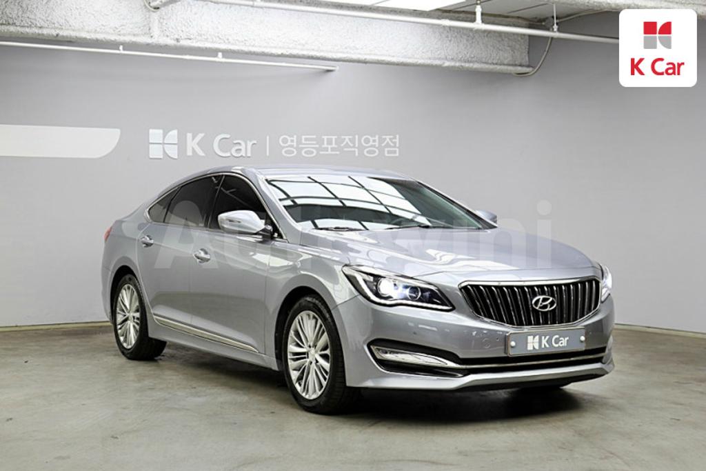 KMHFN412BFA000849 2015 HYUNDAI ASLAN G330 PREMIUM-2