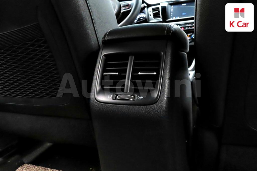 2018 KIA NIRO PRESTIGE - 17
