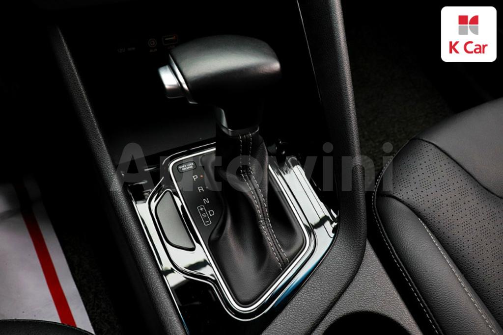 2018 KIA NIRO PRESTIGE - 13