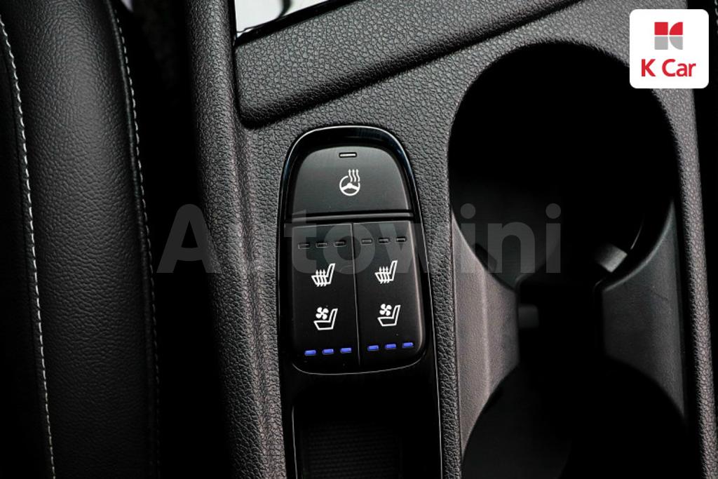 2018 KIA NIRO PRESTIGE - 14