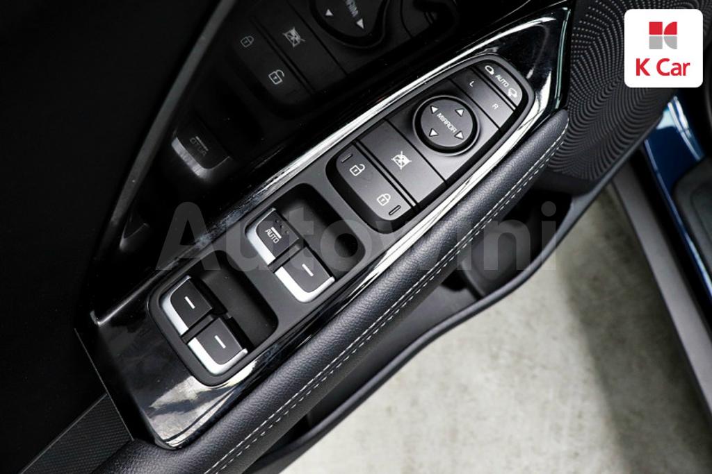 2018 KIA NIRO PRESTIGE - 16