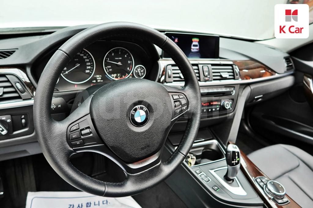 2014 BMW 3 SERIES F30  320D - 9