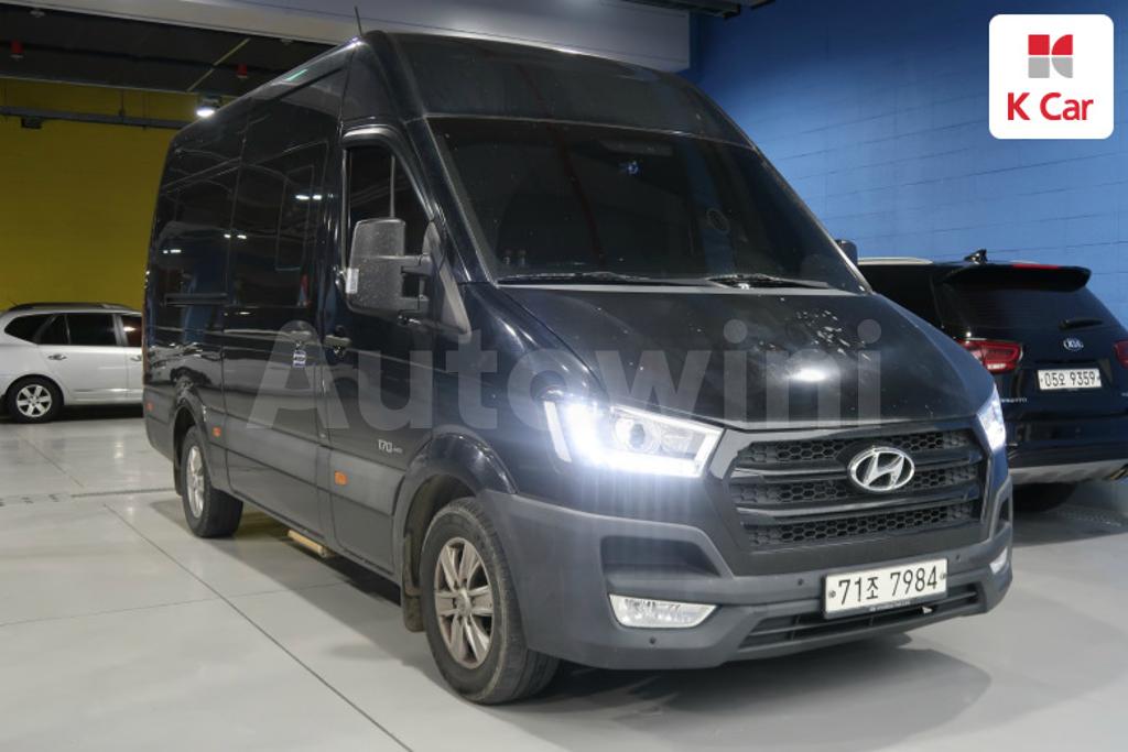 KMJUG17RPGC000806 2016 HYUNDAI SOLATI 15 SEATS-2