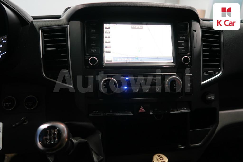 2016 HYUNDAI SOLATI 15 SEATS - 8