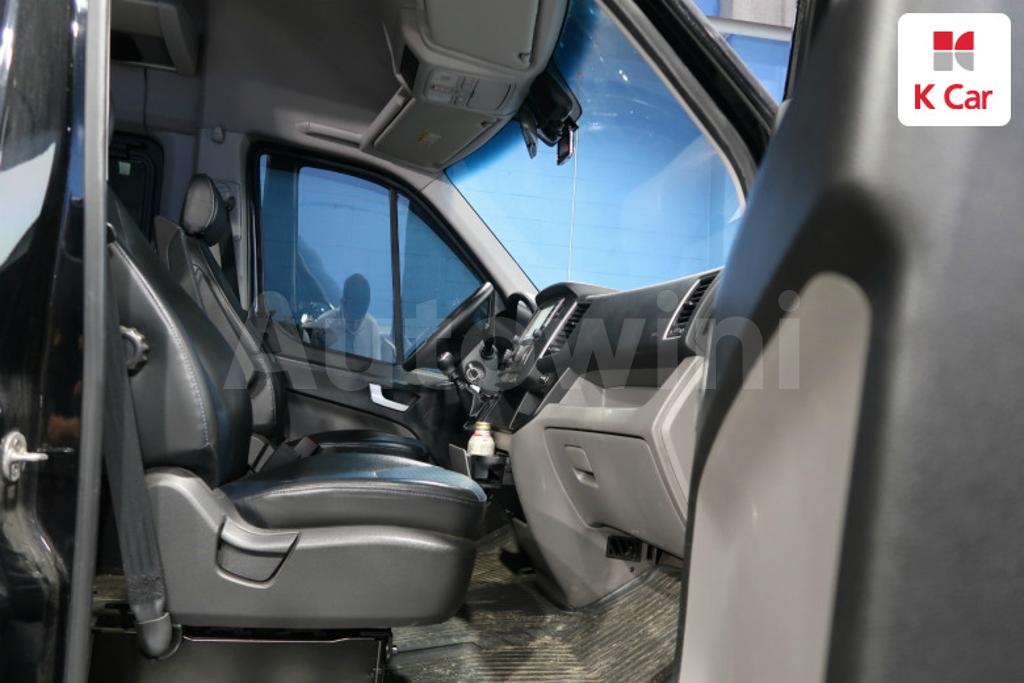 2016 HYUNDAI SOLATI 15 SEATS - 13
