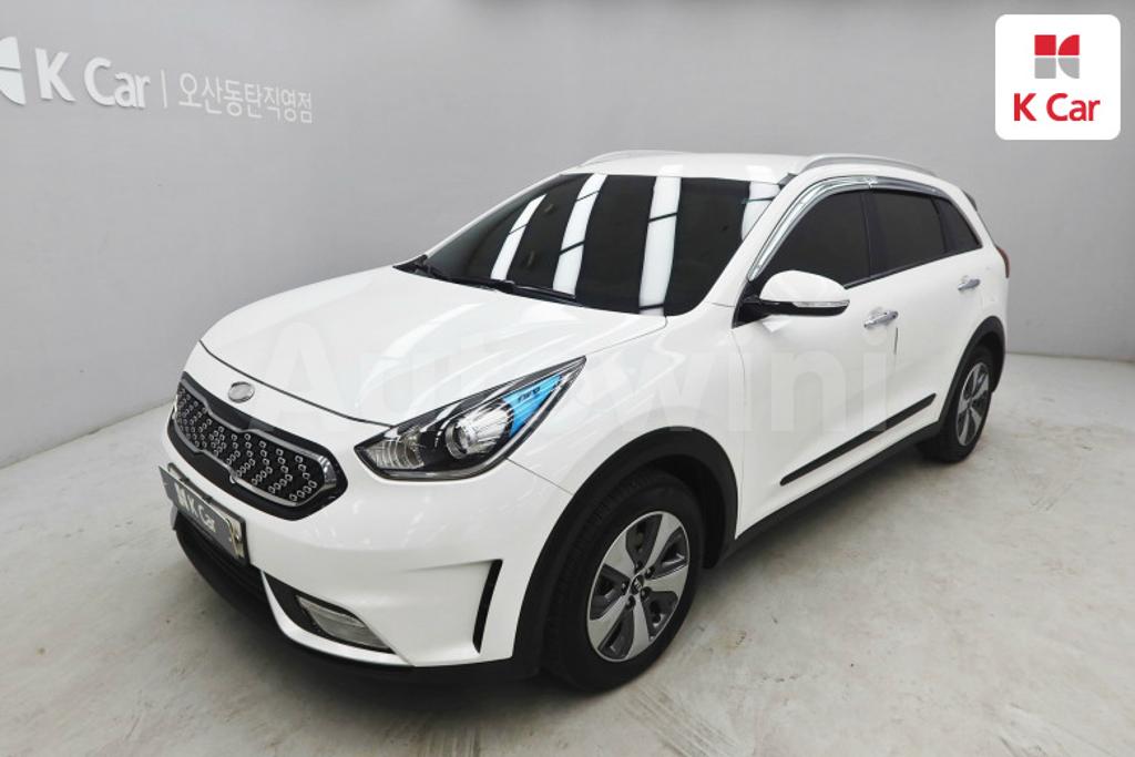 KNACB81CGHA002531 2017 KIA NIRO PRESTIGE-2