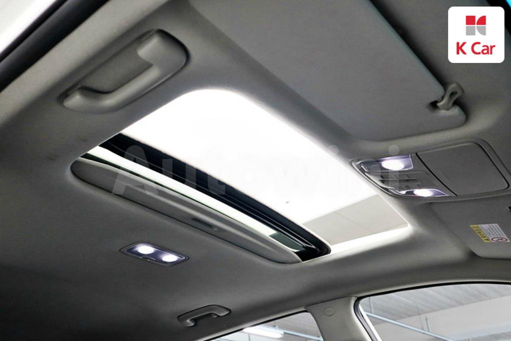 2018 KIA NIRO PRESTIGE - 14