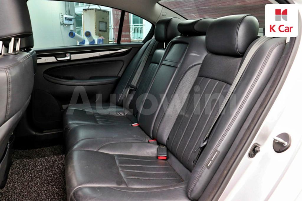 2013 HYUNDAI GENESIS BH330 MORDERN - 9