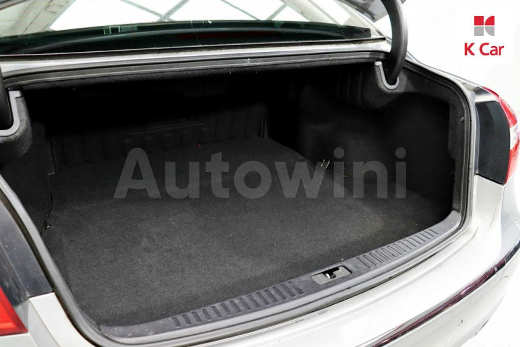 2013 HYUNDAI GENESIS BH330 MORDERN - 10