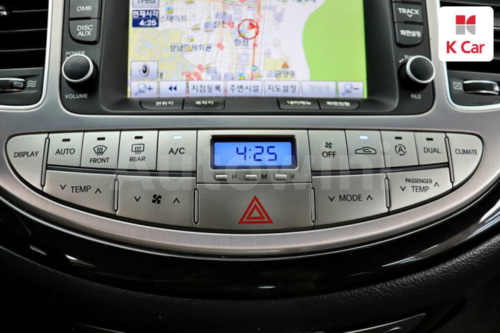 2013 HYUNDAI GENESIS BH330 MORDERN - 17
