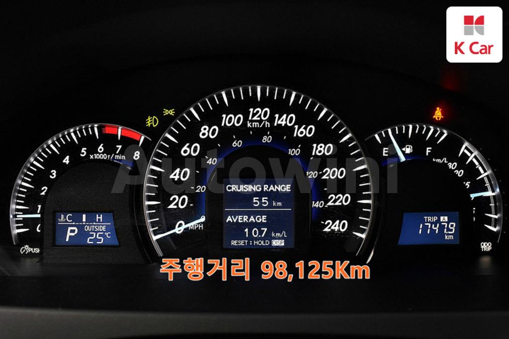 2013 TOYOTA  CAMRY 2.5 XLE - 7