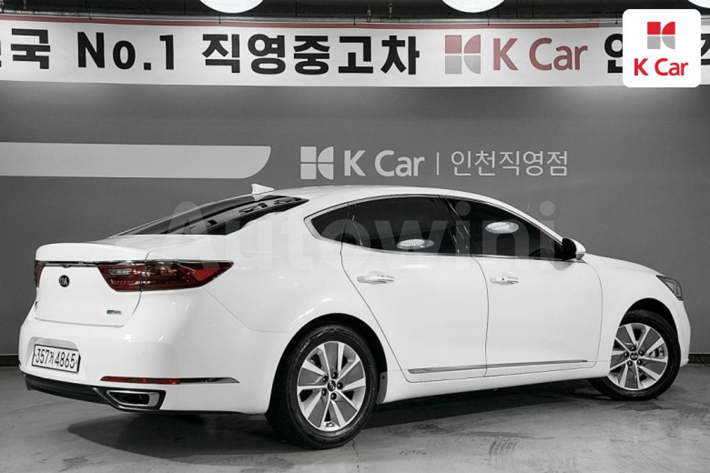 KNALB41GBHA001934 2017 KIA  K7 HYBRID CADENZA NOBLESSE-3