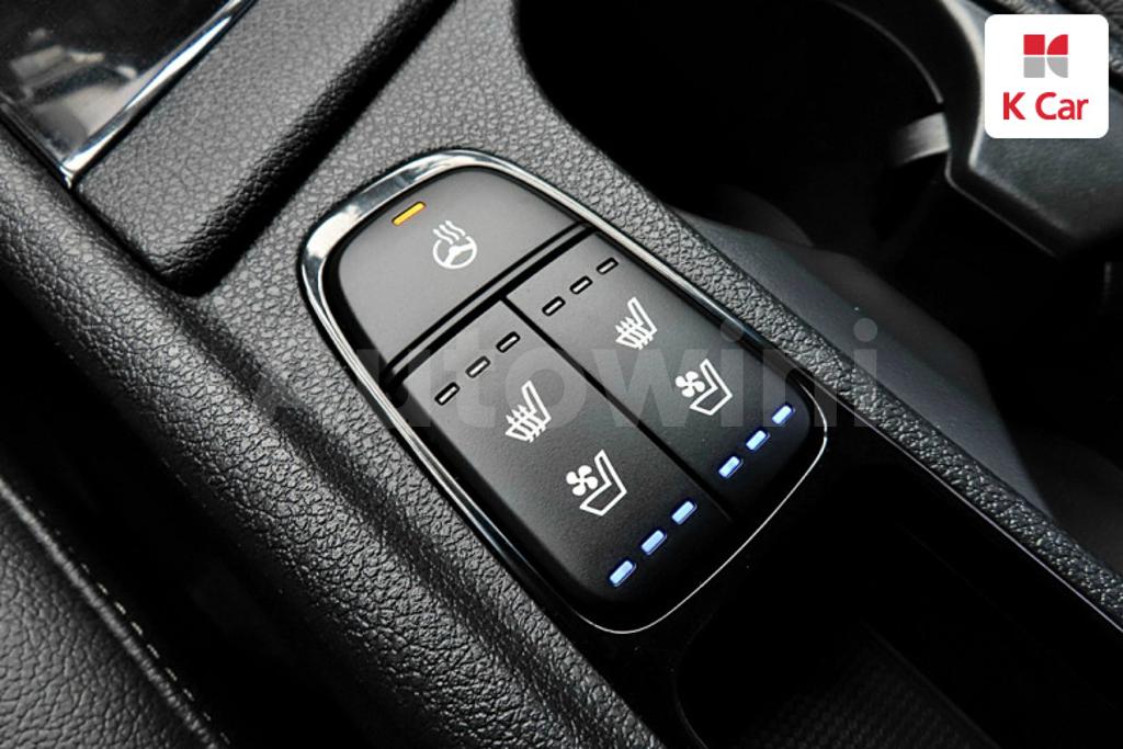 2018 KIA NIRO PRESTIGE - 14