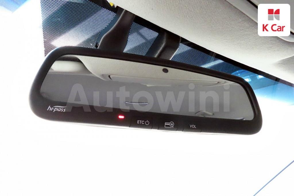2018 KIA NIRO PRESTIGE - 16