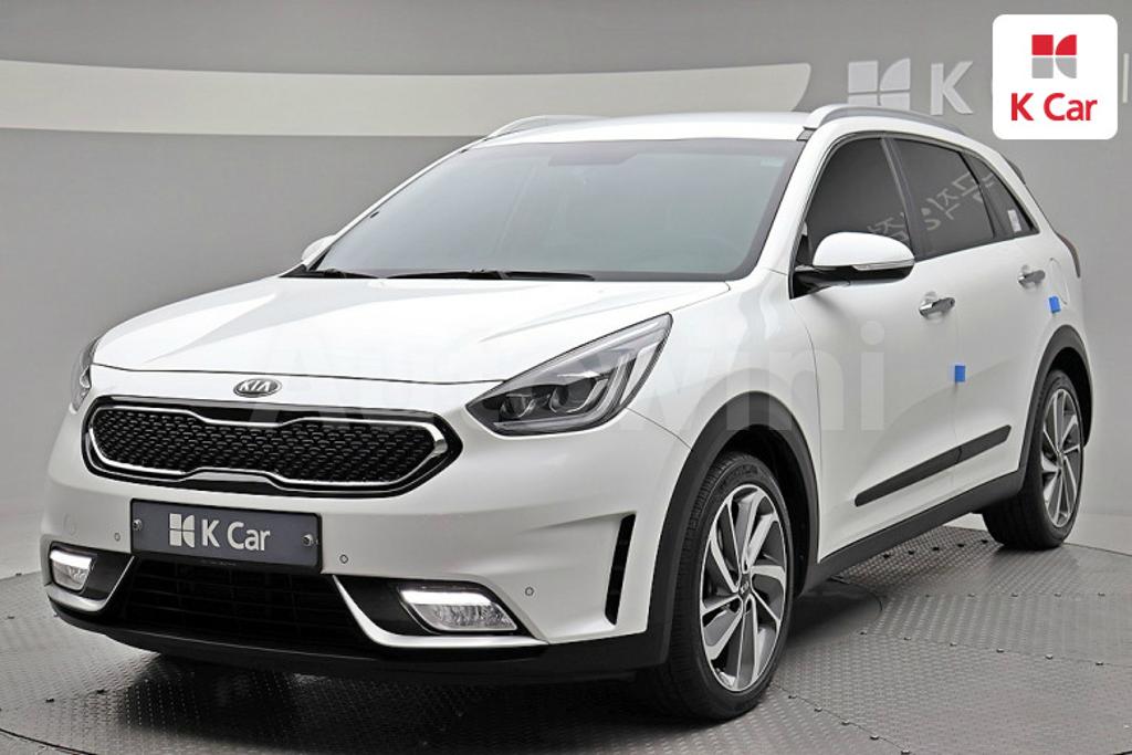 KNACC81CGJA155262 2018 KIA NIRO NOBLESSE-0