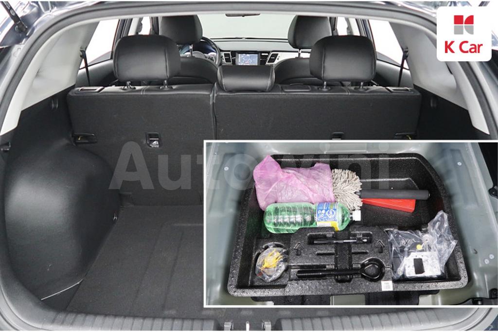 2018 KIA NIRO PRESTIGE - 19