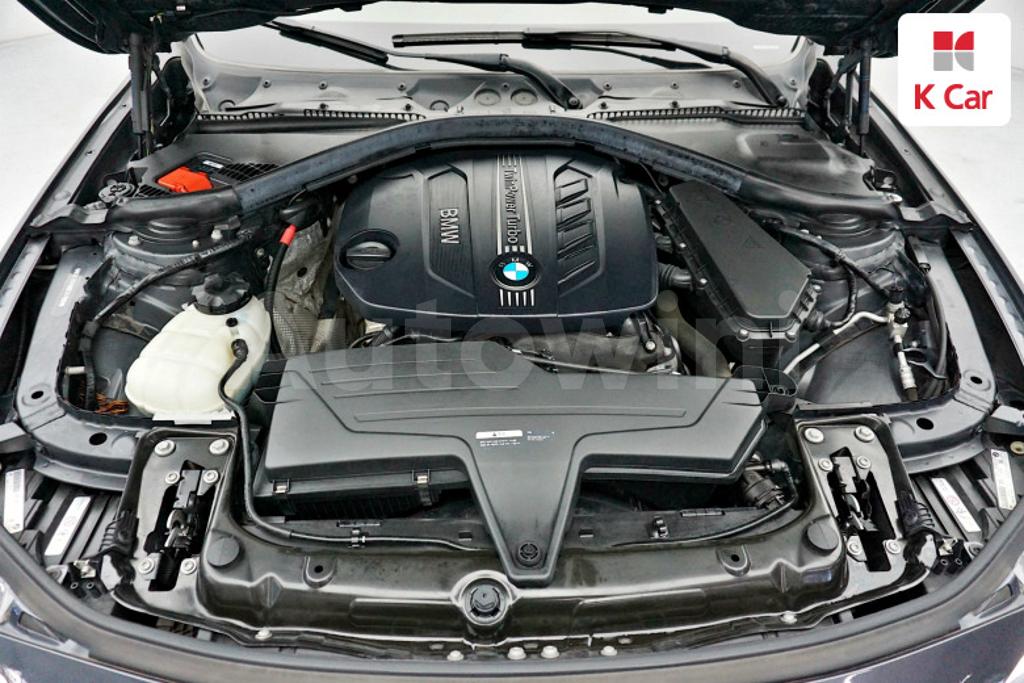 2012 BMW 3 SERIES F30  320D - 8