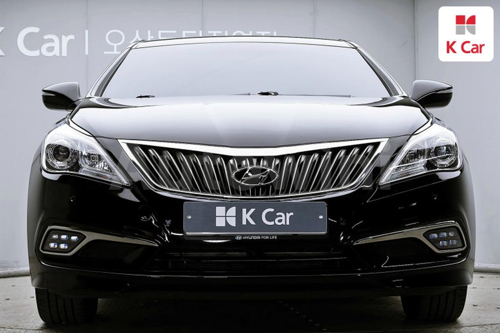 KMHFG413BHA028640 2017 HYUNDAI GRANDEUR HG AZERA PREMIUM COLLECTION-1