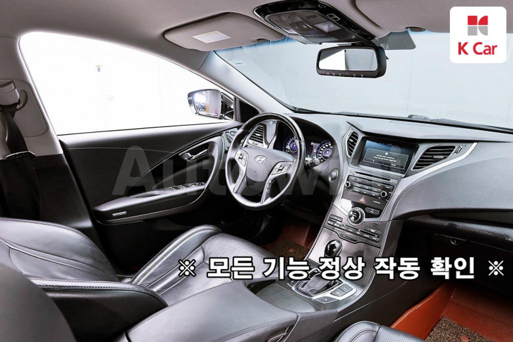 2017 HYUNDAI GRANDEUR HG AZERA PREMIUM COLLECTION - 8
