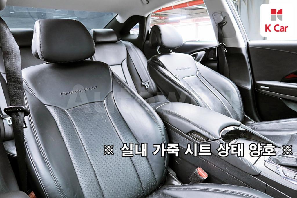 2017 HYUNDAI GRANDEUR HG AZERA PREMIUM COLLECTION - 9