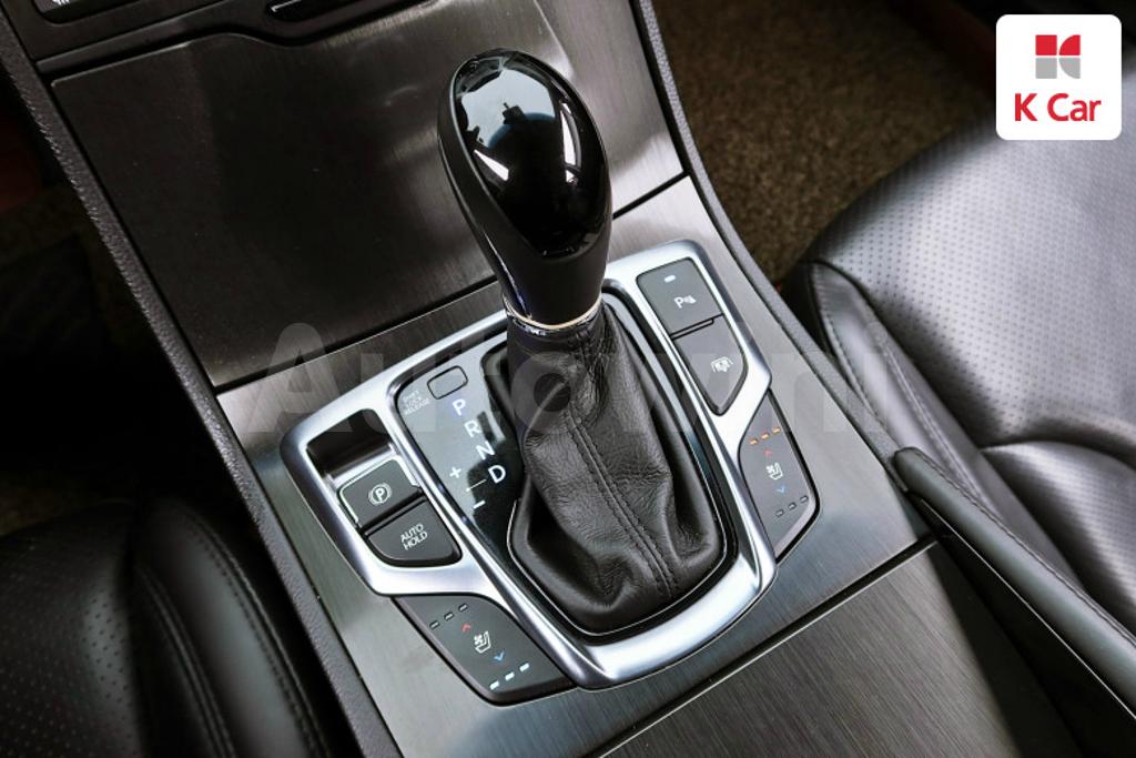 2017 HYUNDAI GRANDEUR HG AZERA PREMIUM COLLECTION - 15